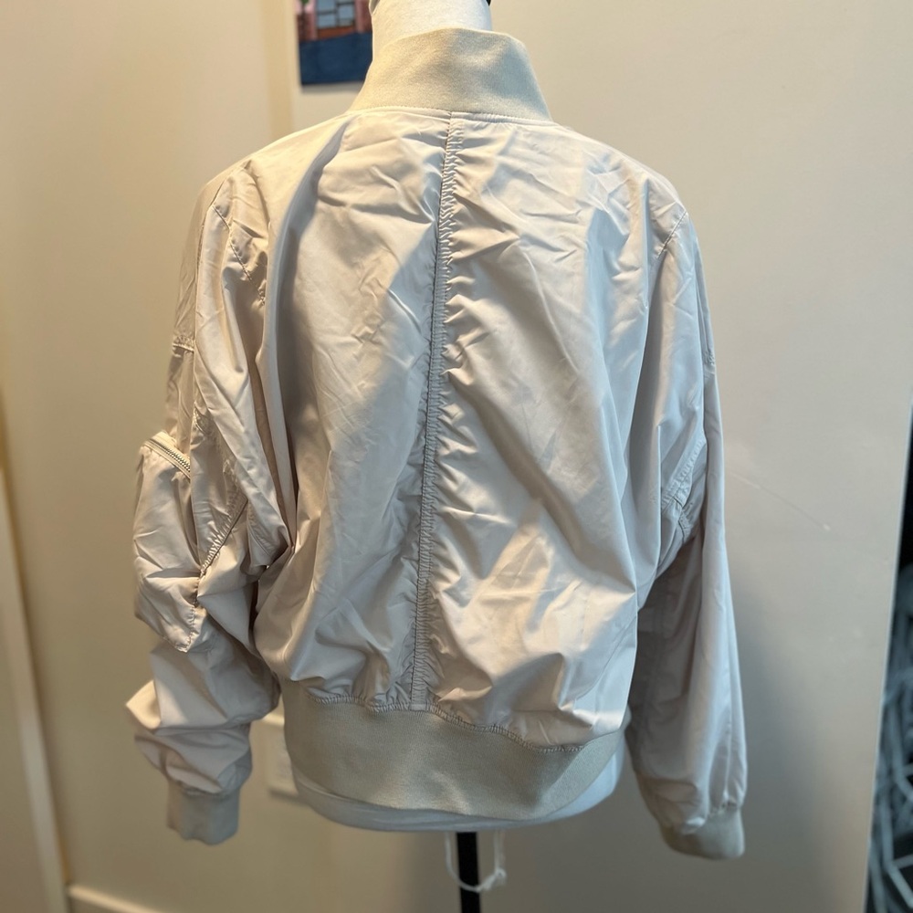 Sportswear Essential Oversized Bomber Jacket - Picture 5 of 8